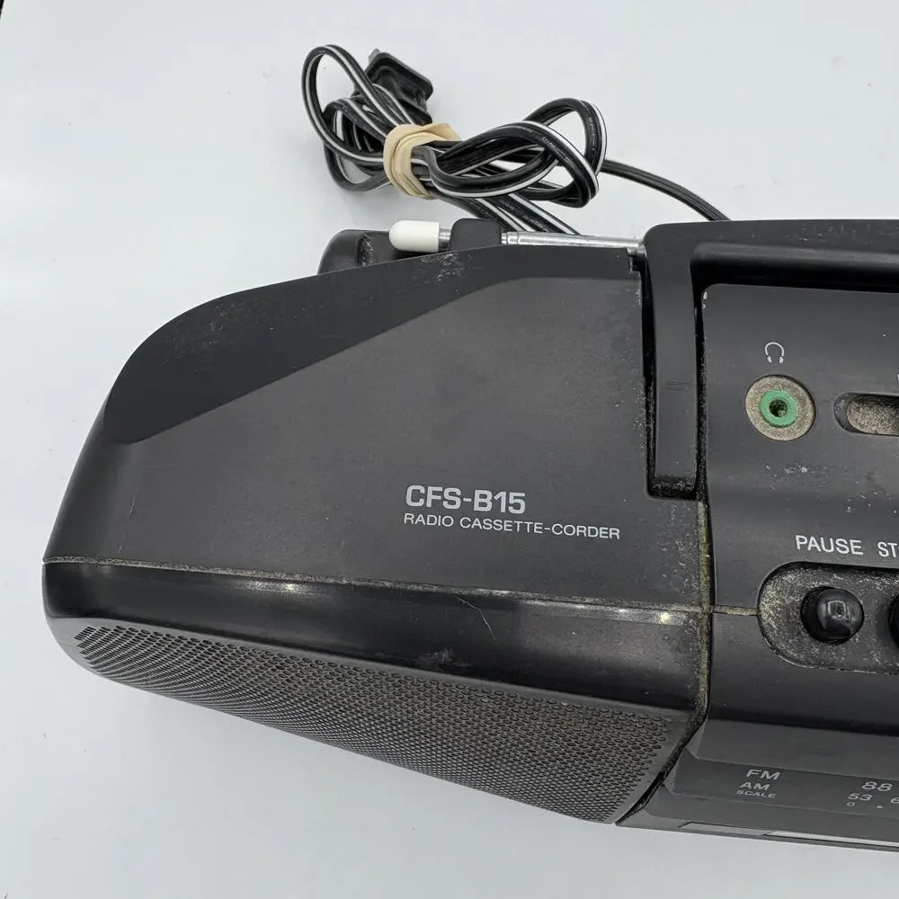 Vintage Sony CFS-B15 Radio Cassette Recorder Boombox Black FM AM‎ Tape Player